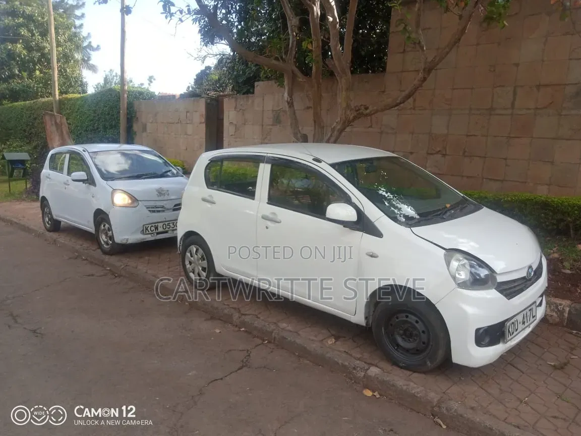 Toyota Pixis 2012 Blue