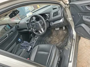 Subaru Outback 2016 Gray
