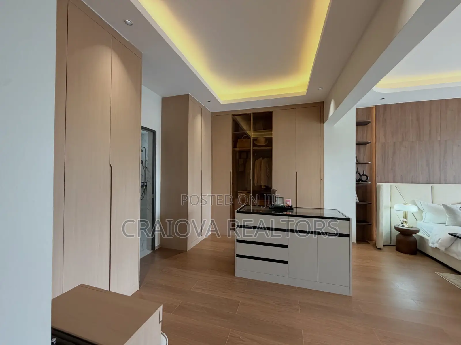 4bdrm Apartment in Spring Valley for sale