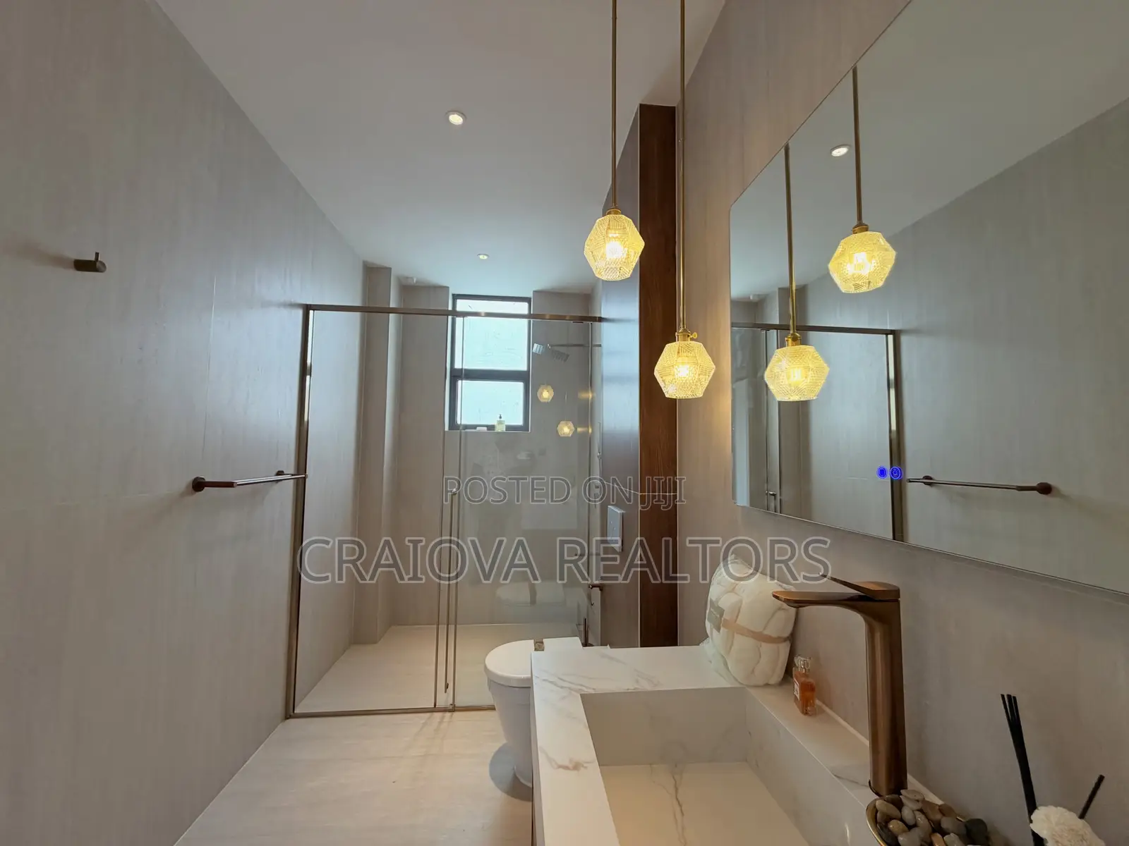 4bdrm Apartment in Spring Valley for sale