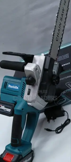 16 Inch Makita Chainsaw