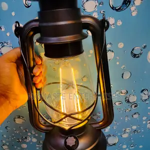 Solar Rechargeable Vintage LED Lantern - Retro Hurricane Camping Lamp