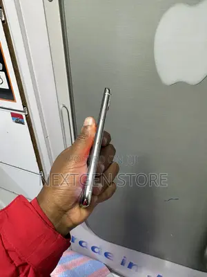 Apple iPhone X 256 GB White
