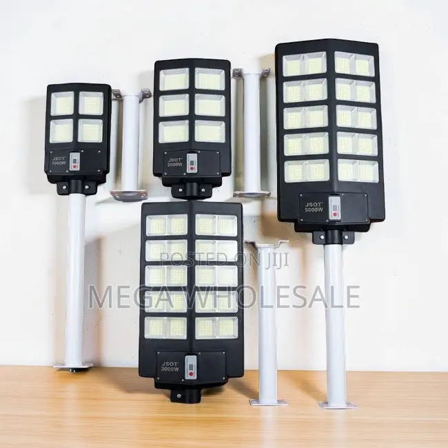 Exclusive Price LED 1000W,2000W,3000W,5000W Watts Solar Street Lights.
