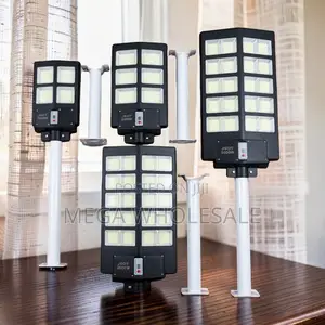 Low-Cost Prices LED 1000W,2000W,3000W,5000W Watts Solar Street Lights