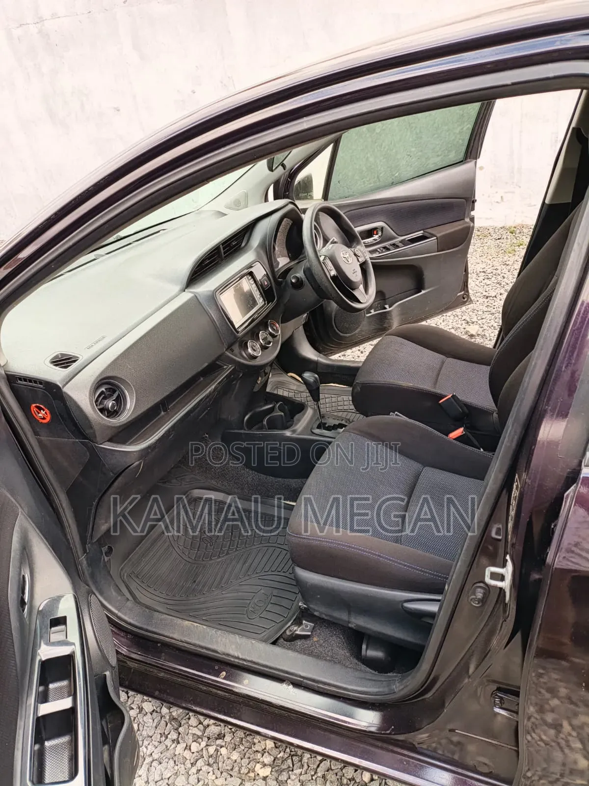 Toyota Vitz 2016 Brown
