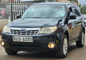 Subaru Forester 2011 Black