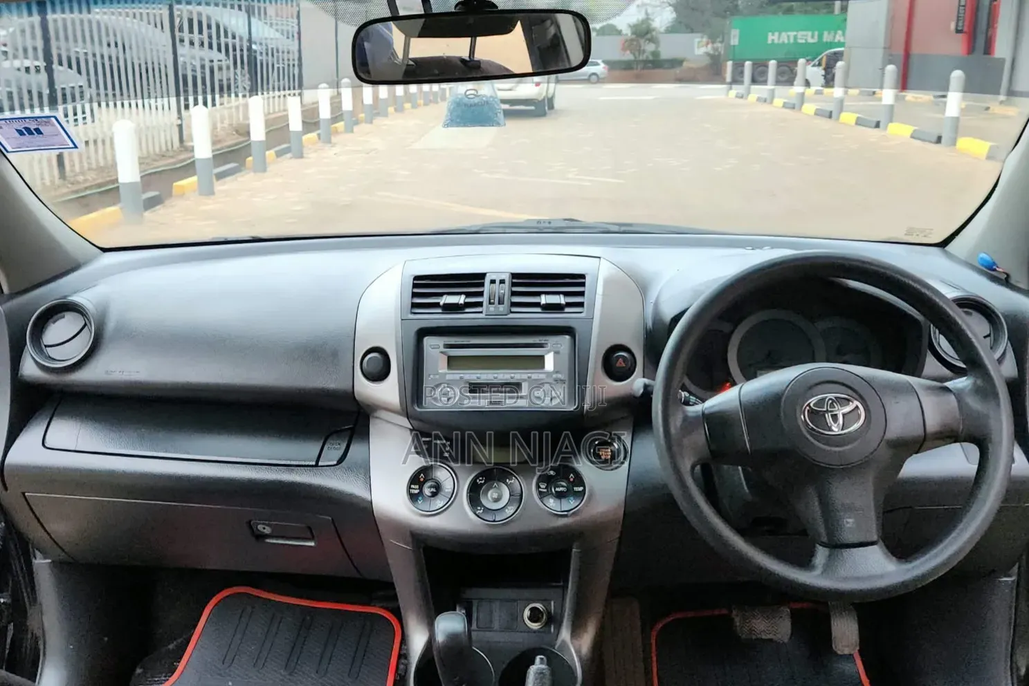 Toyota RAV4 2010 Gray