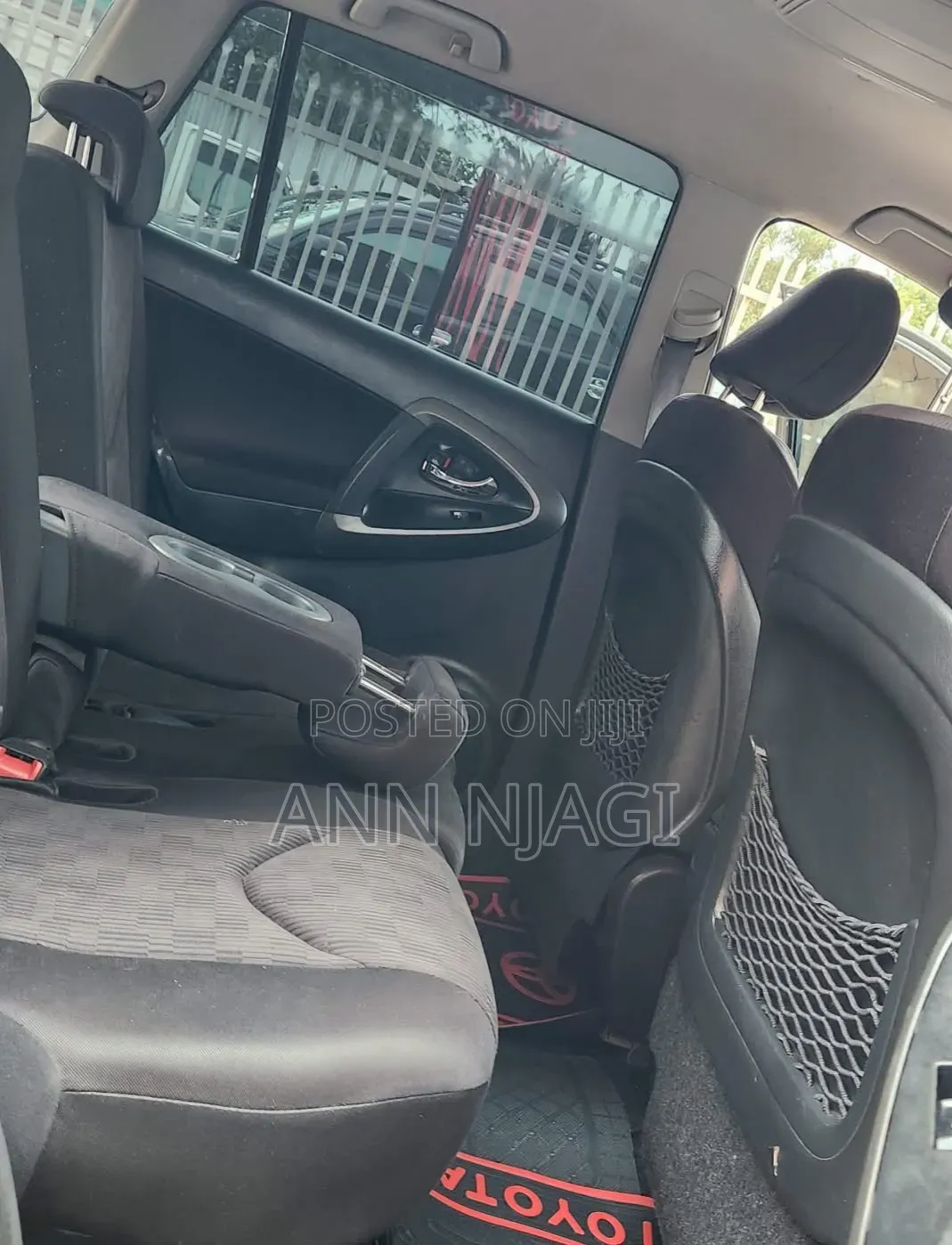 Toyota RAV4 2010 Gray