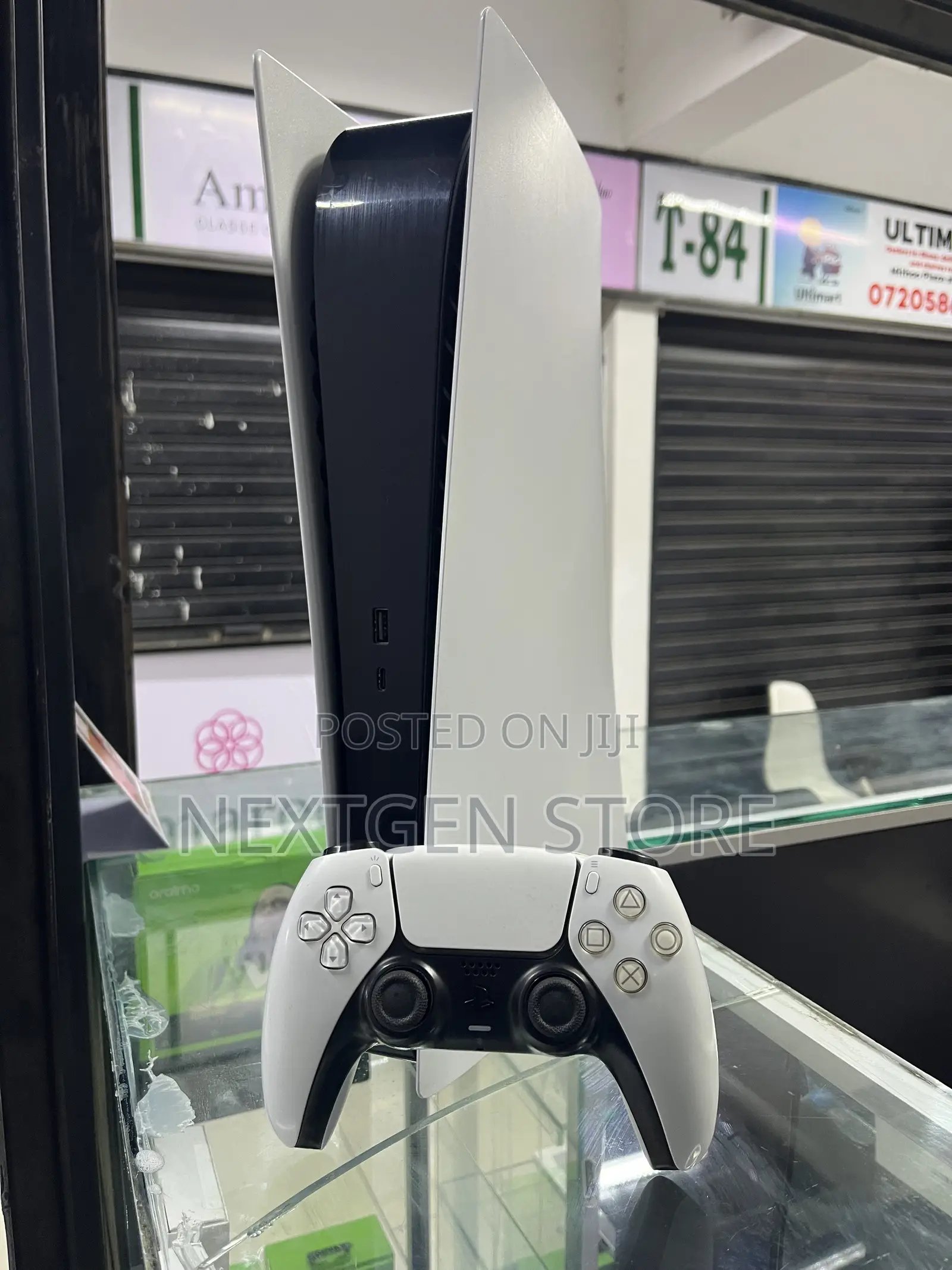 Ps5 Standard Digital 825GB + One Controller