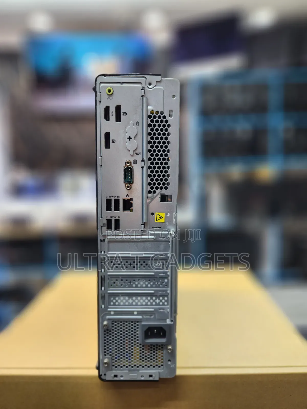 Desktop Computer HP EliteOne 800 G6 8GB Intel Core i7 SSD 256GB