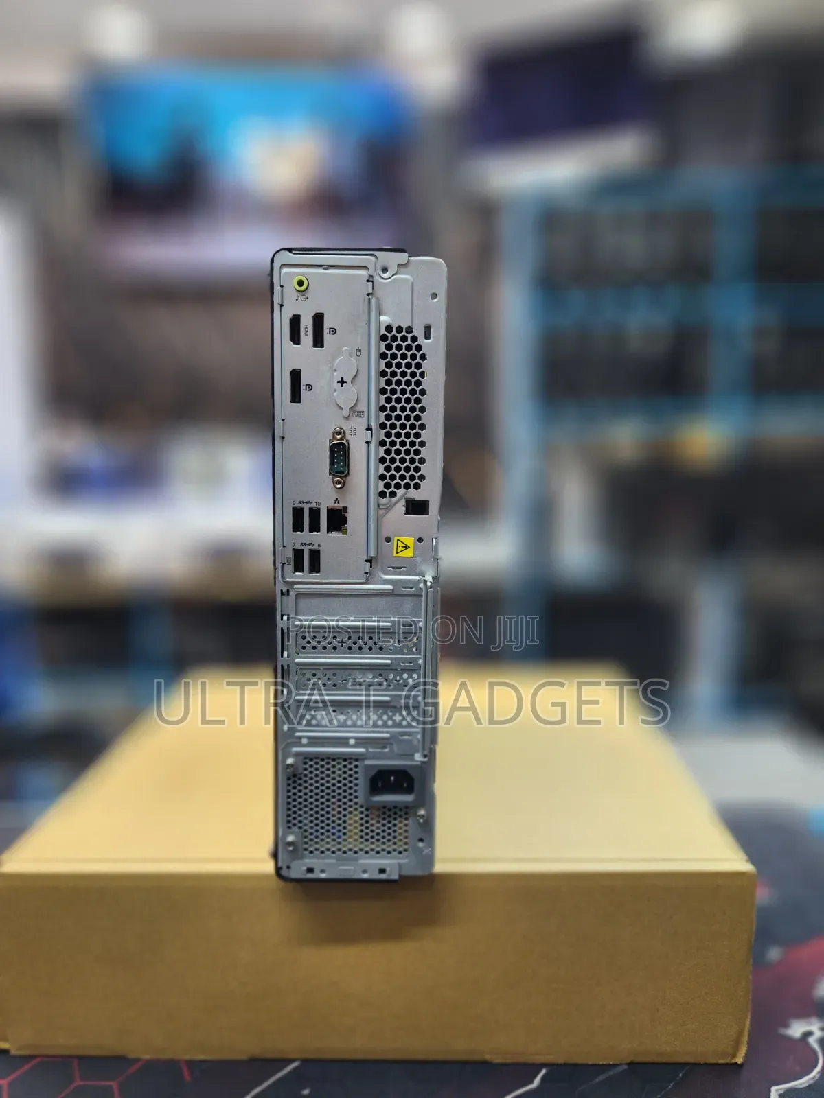 Desktop Computer HP EliteOne 800 G6 8GB Intel Core i7 SSD 256GB