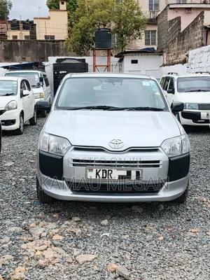 Toyota Probox 1.5 GL 2WD 2017