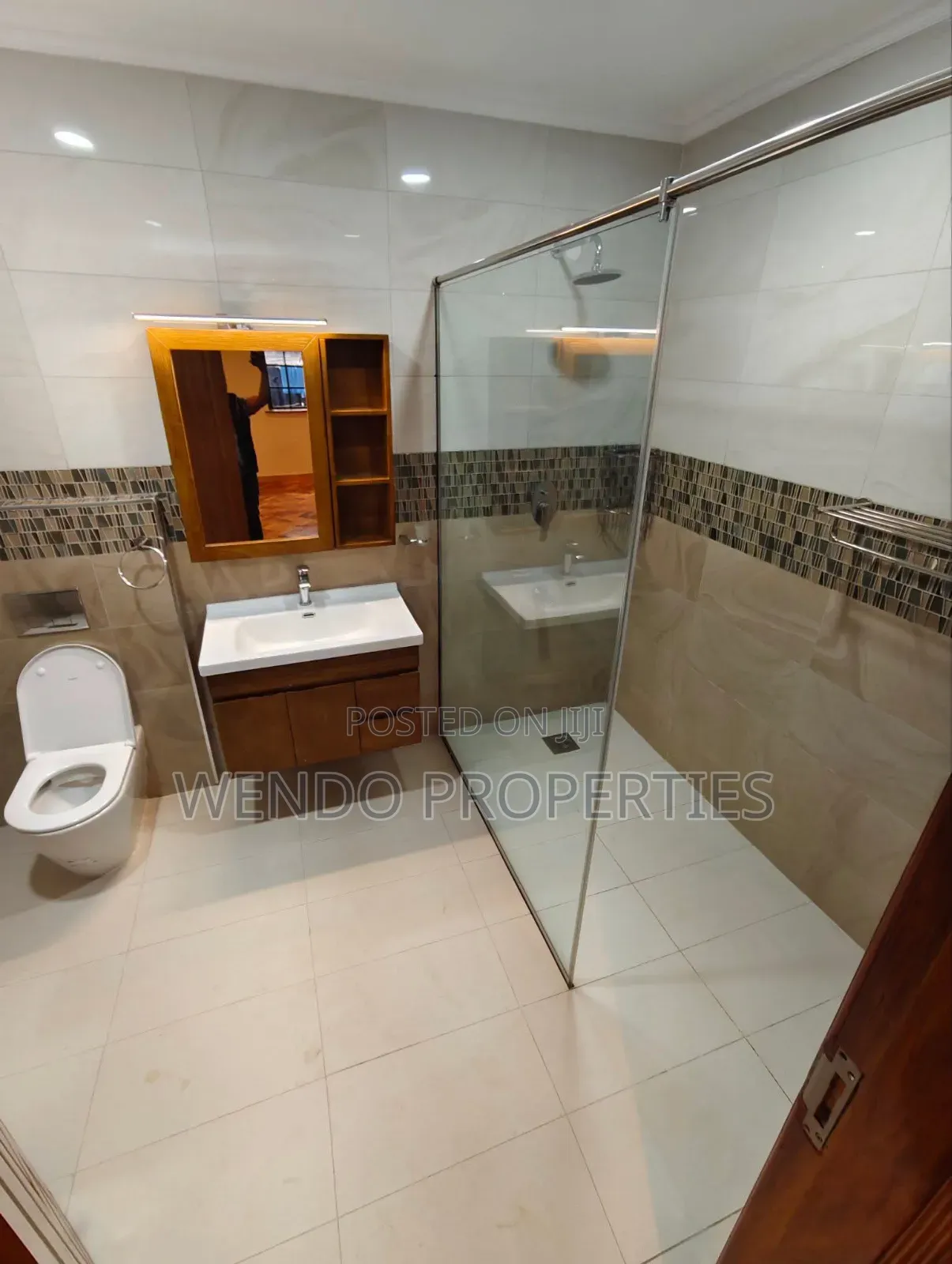 3bdrm Bungalow in Karen C for rent