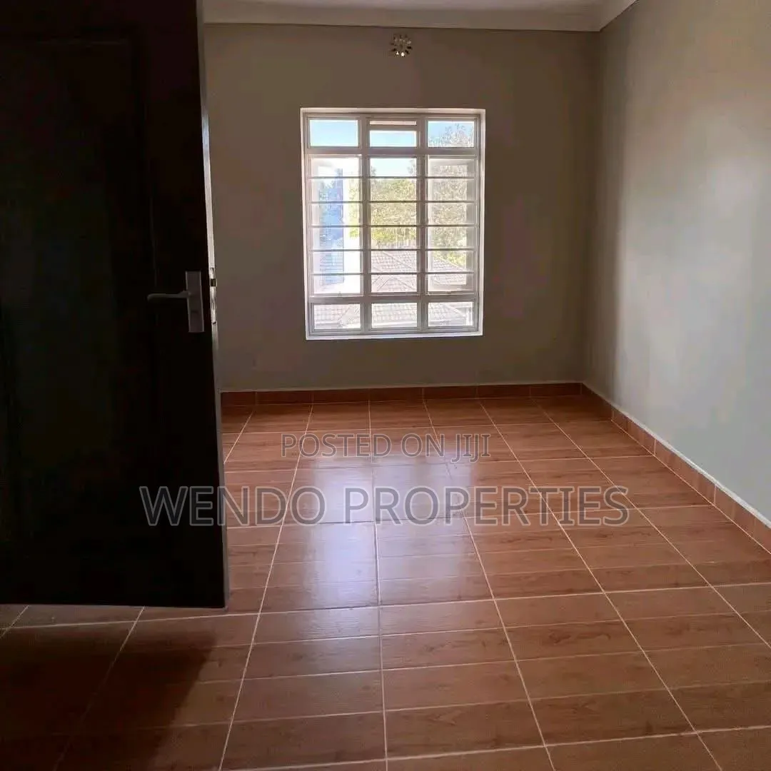 4bdrm Villa in Ol Keri for sale