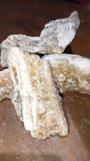 Honey Banded Calcite Crstal