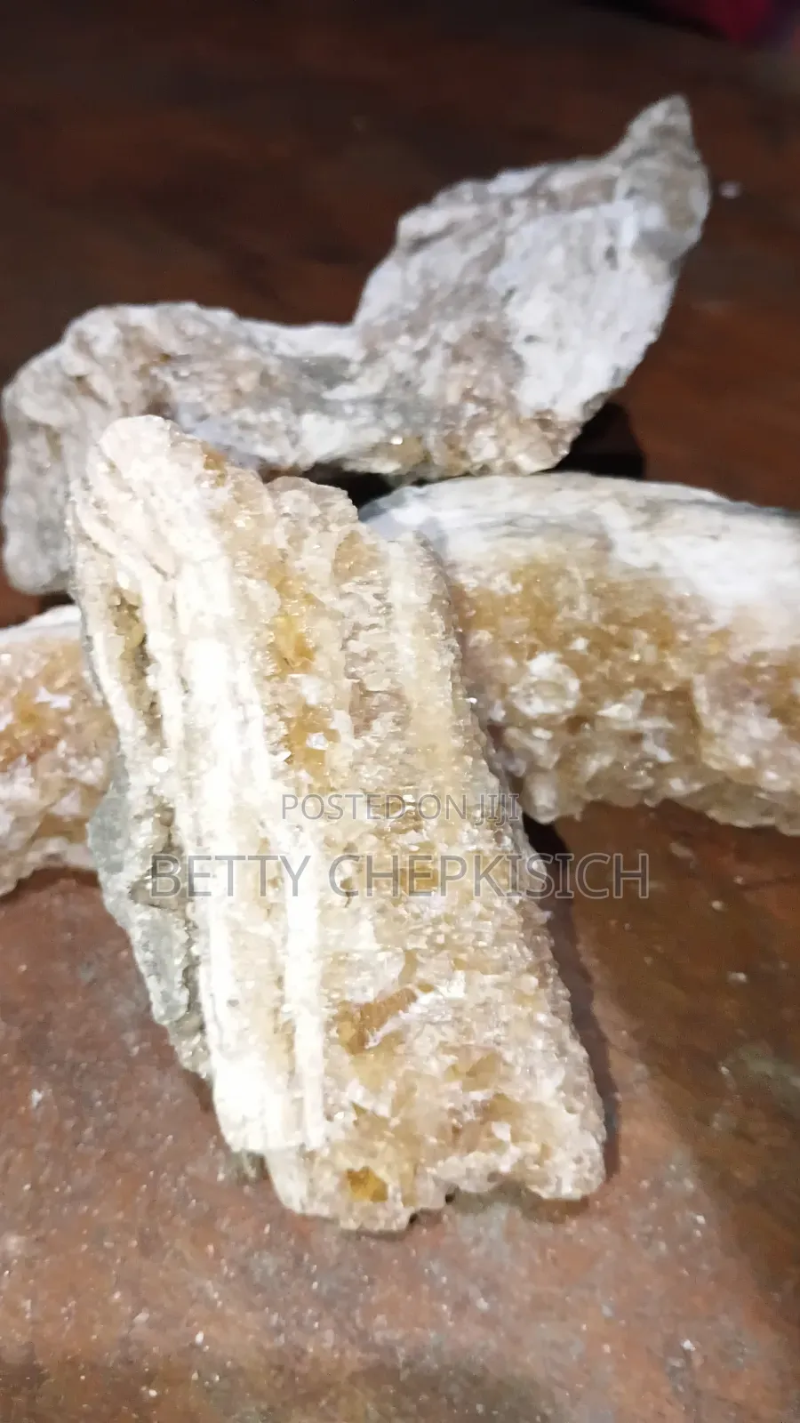 Honey Banded Calcite Crstal