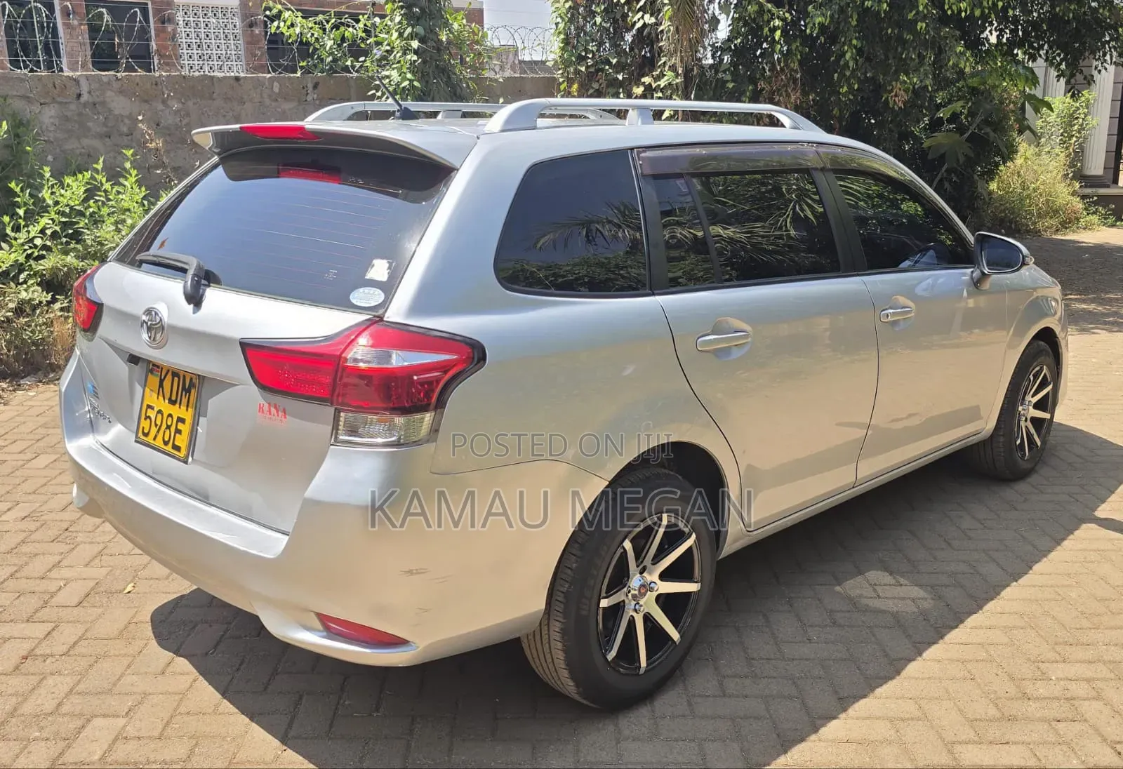 Toyota Corolla Fielder 2016 Silver