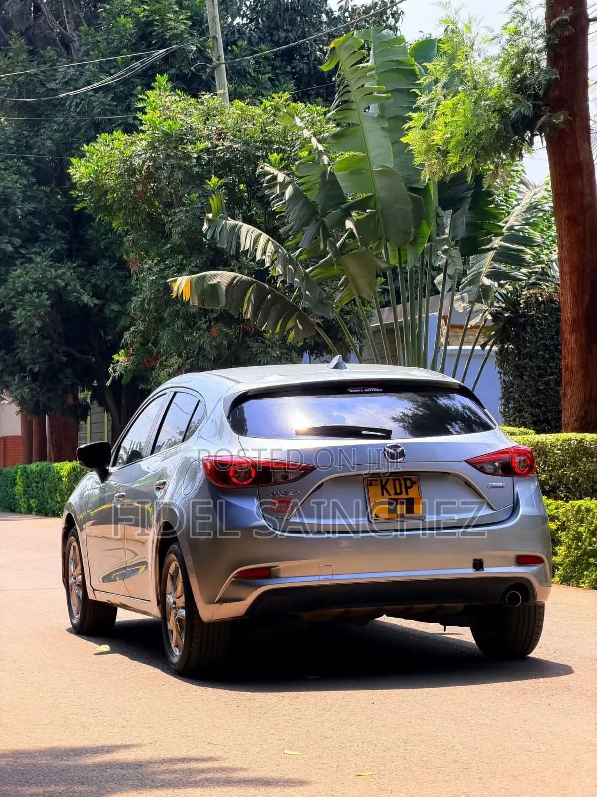 Mazda Axela 2017 Silver