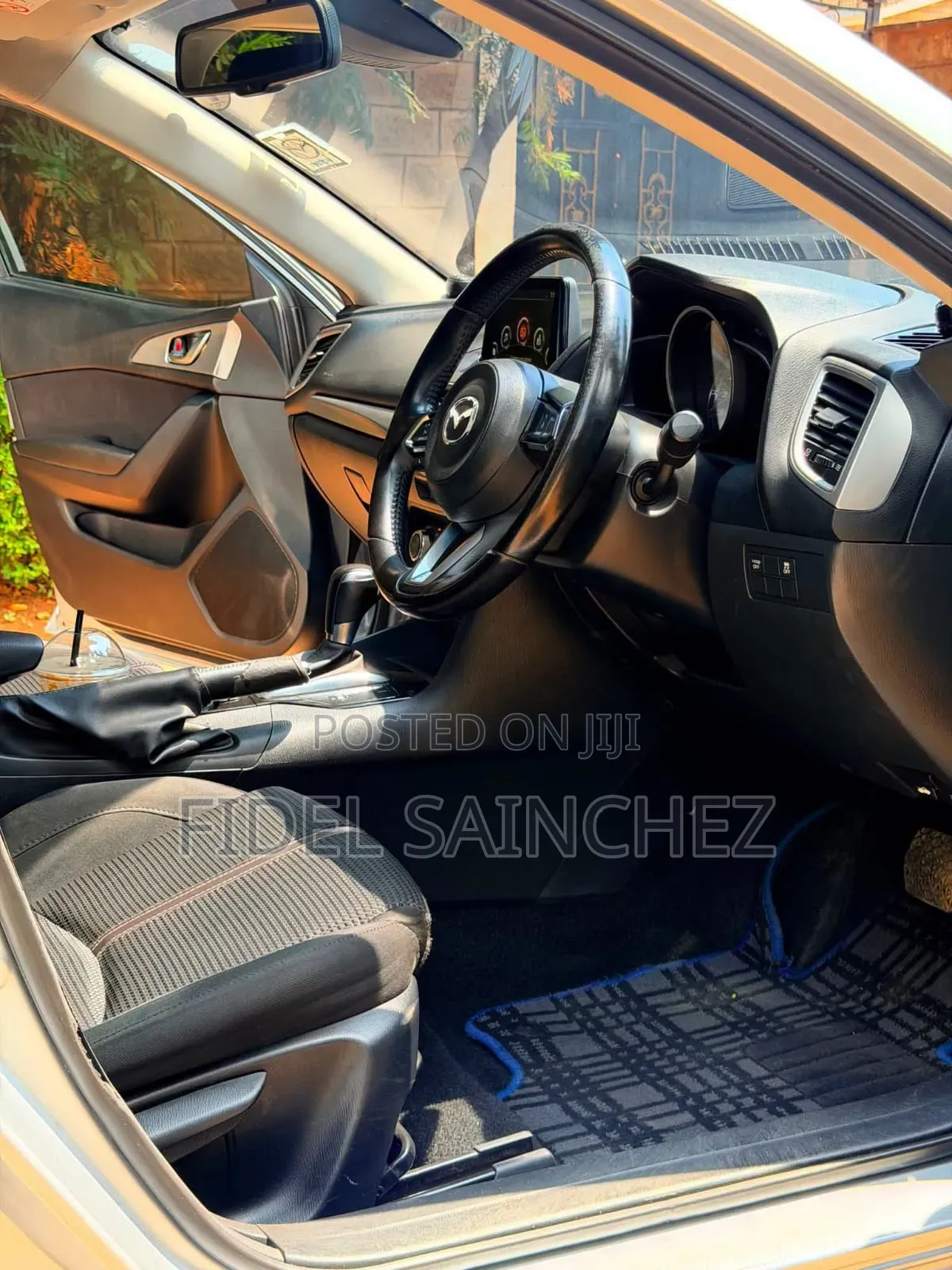 Mazda Axela 2017 Silver