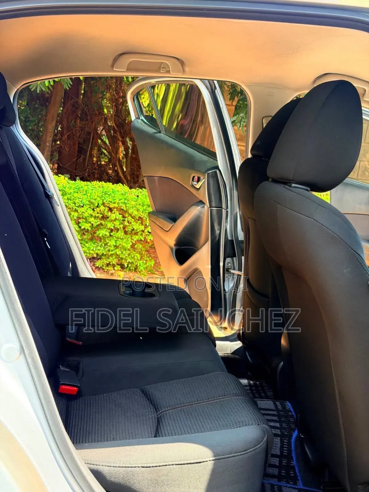 Mazda Axela 2017 Silver