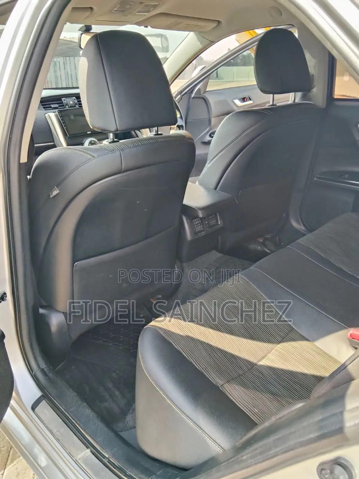 Toyota Mark X 2.5 AWD 2016 Silver