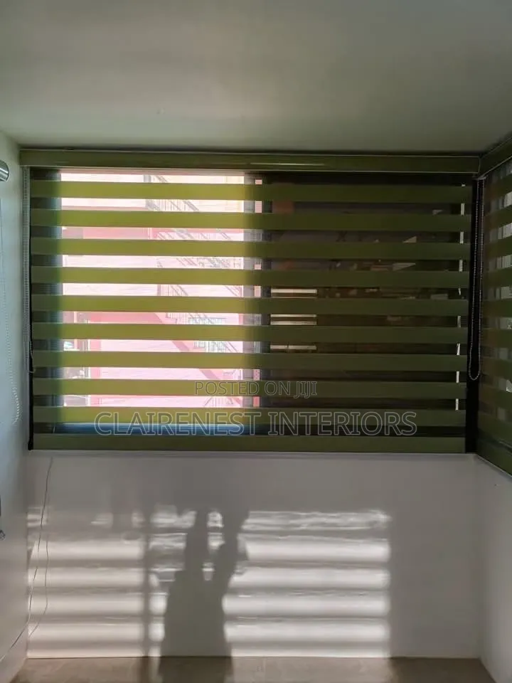 Refresh Your Interior With Stylish Horizontal Office  Blinds.