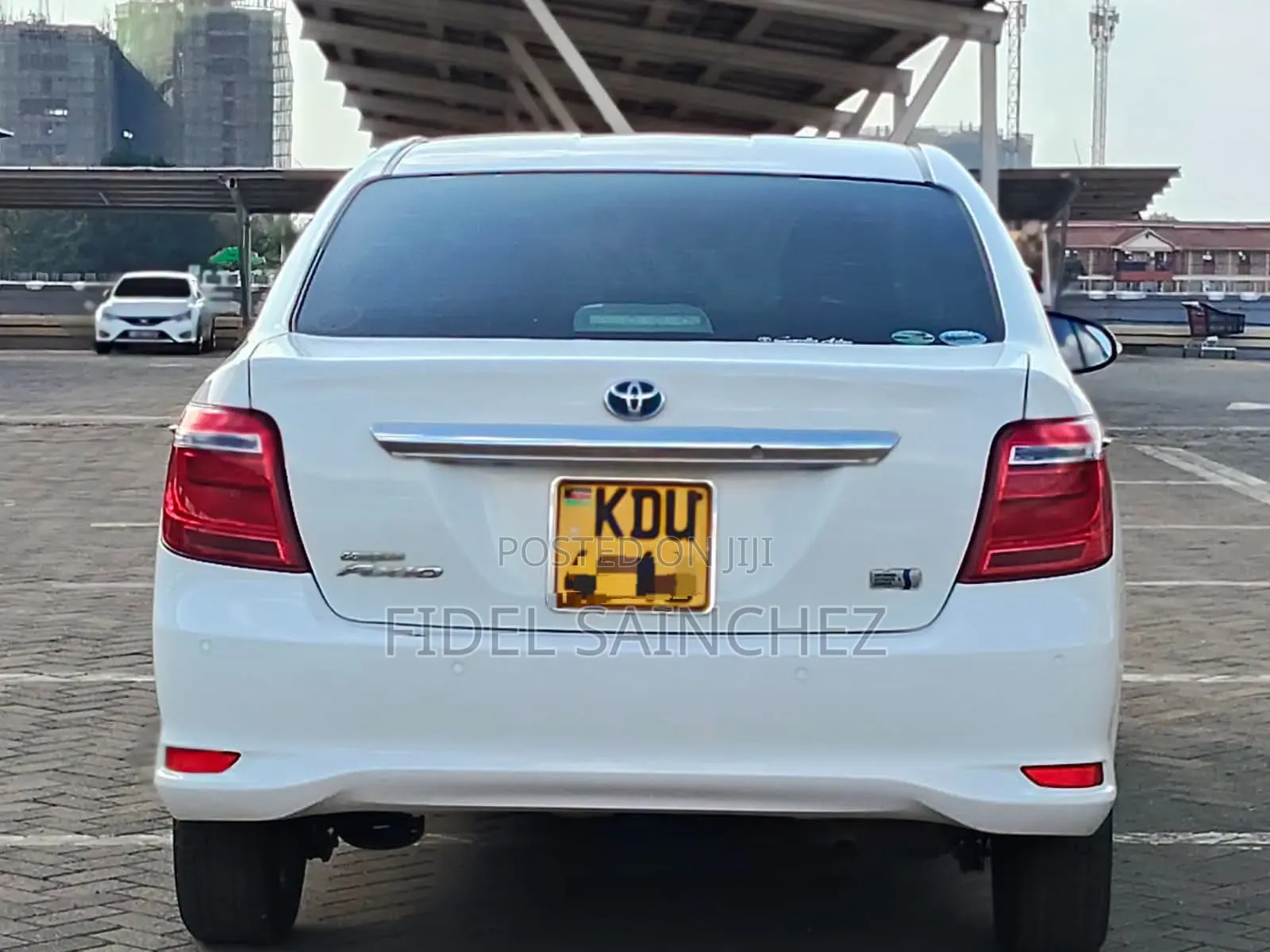 Toyota Axio 1.5 Hybrid 2WD 2018 White