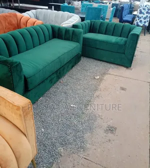 3 + 2 Seater Green Sofa (Low Back Seats)