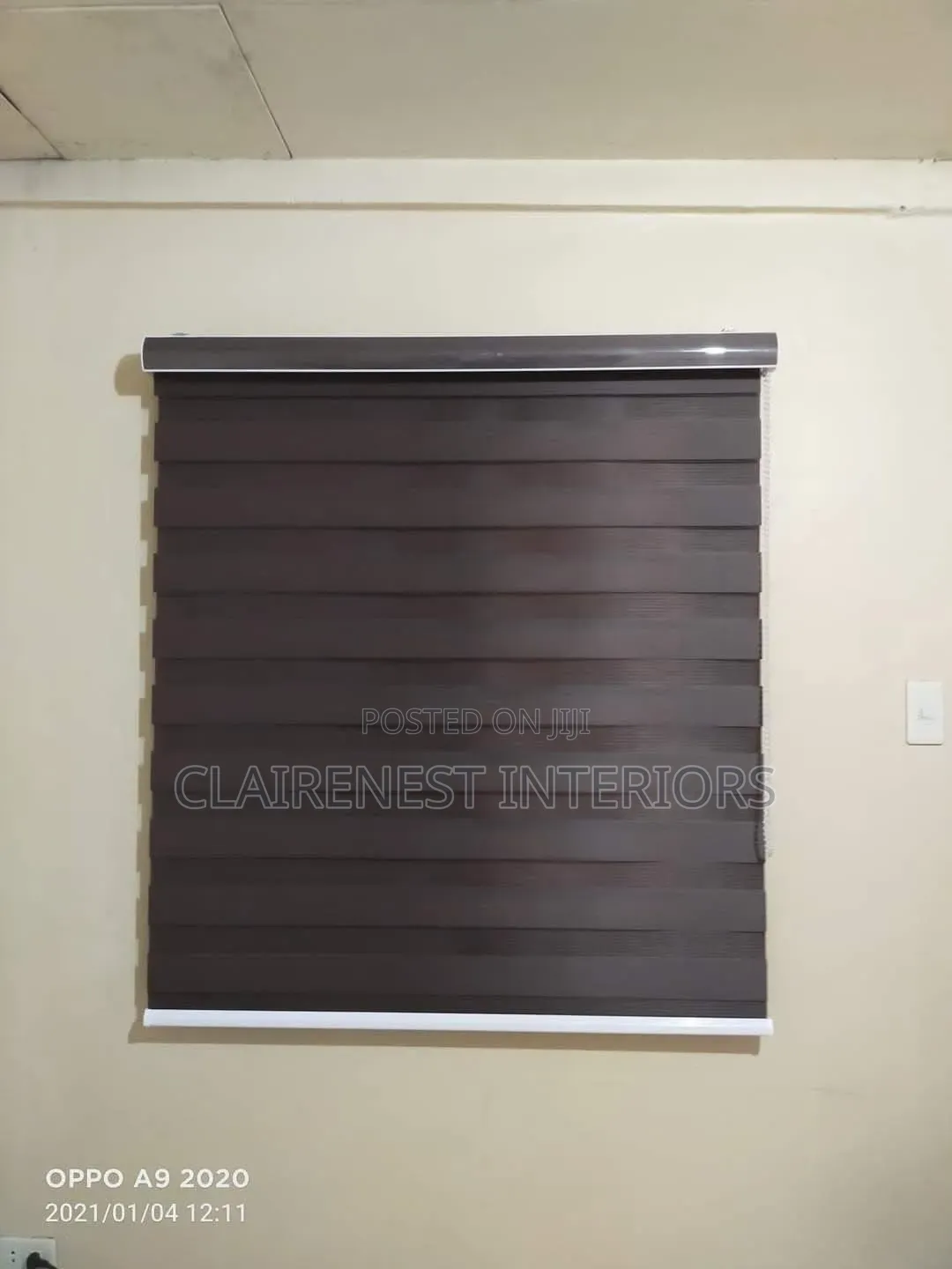 A Stylish Way to Manage Natural Light by Horizontal Blinds
