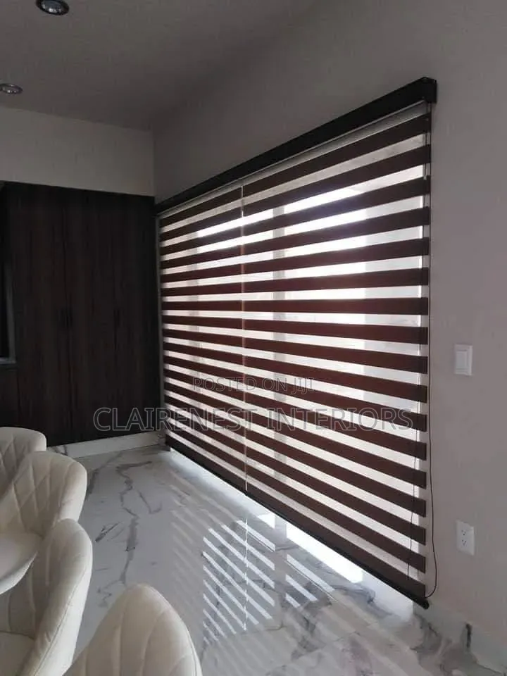 Neat Windows Create Beautiful Room With Horizontal Blinds