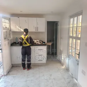 20ft Bedsitter Farm House