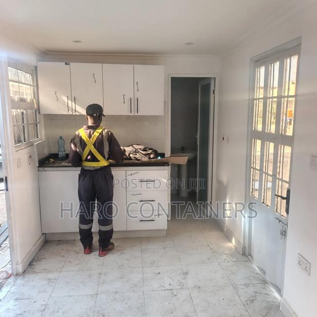 20ft Bedsitter Farm House