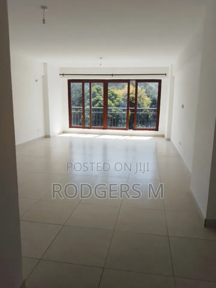3bdrm Apartment in Raphta Road Area for rent