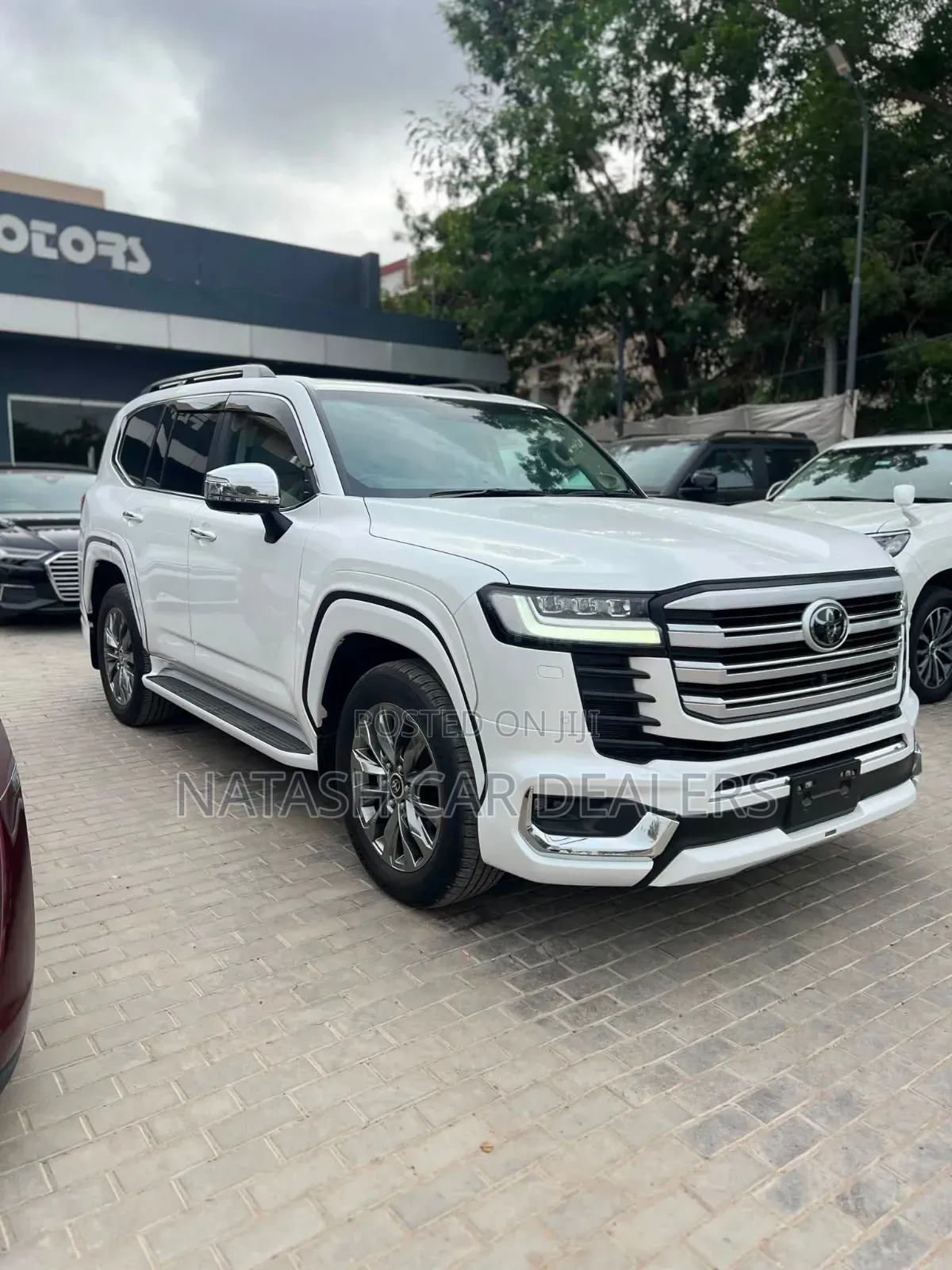 Toyota Land Cruiser 2023 White