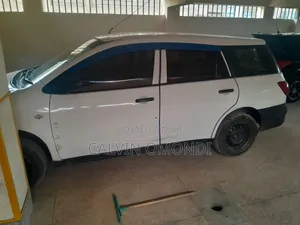 Nissan Advan 2008 White
