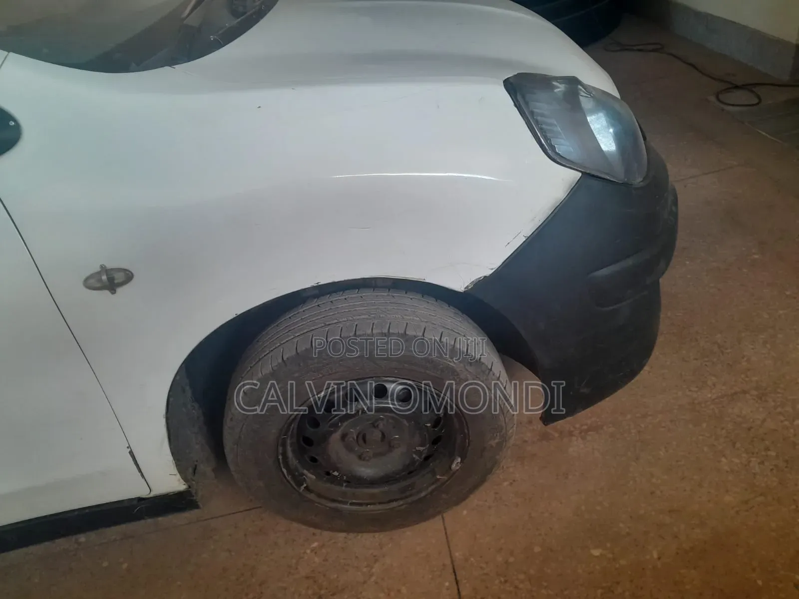 Nissan Advan 2008 White