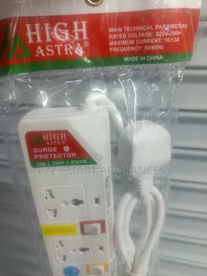 High Astra W104 4-Way Smart Power Extension