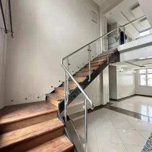 5bdrm Penthouse in Lavington, Valley Arcade for rent