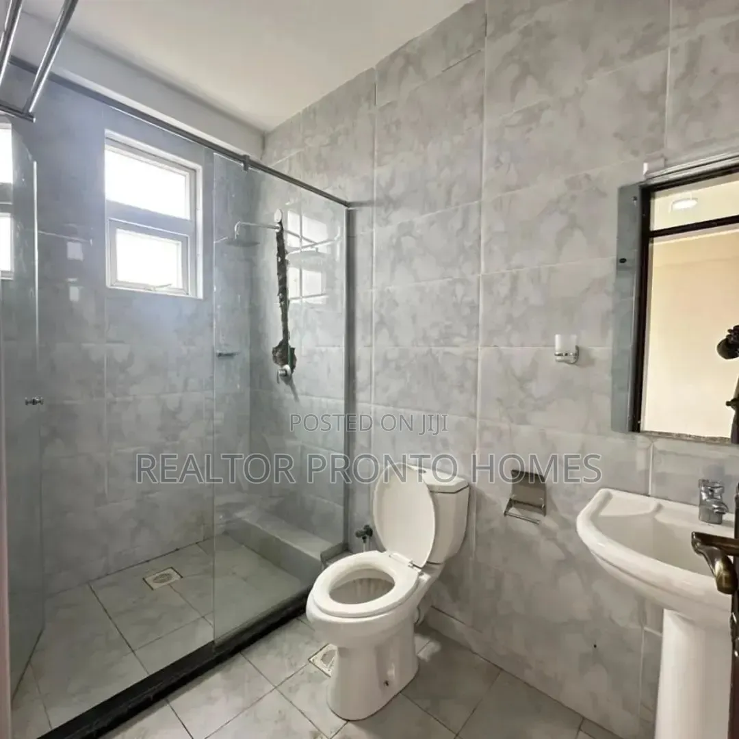 5bdrm Penthouse in Lavington, Valley Arcade for rent