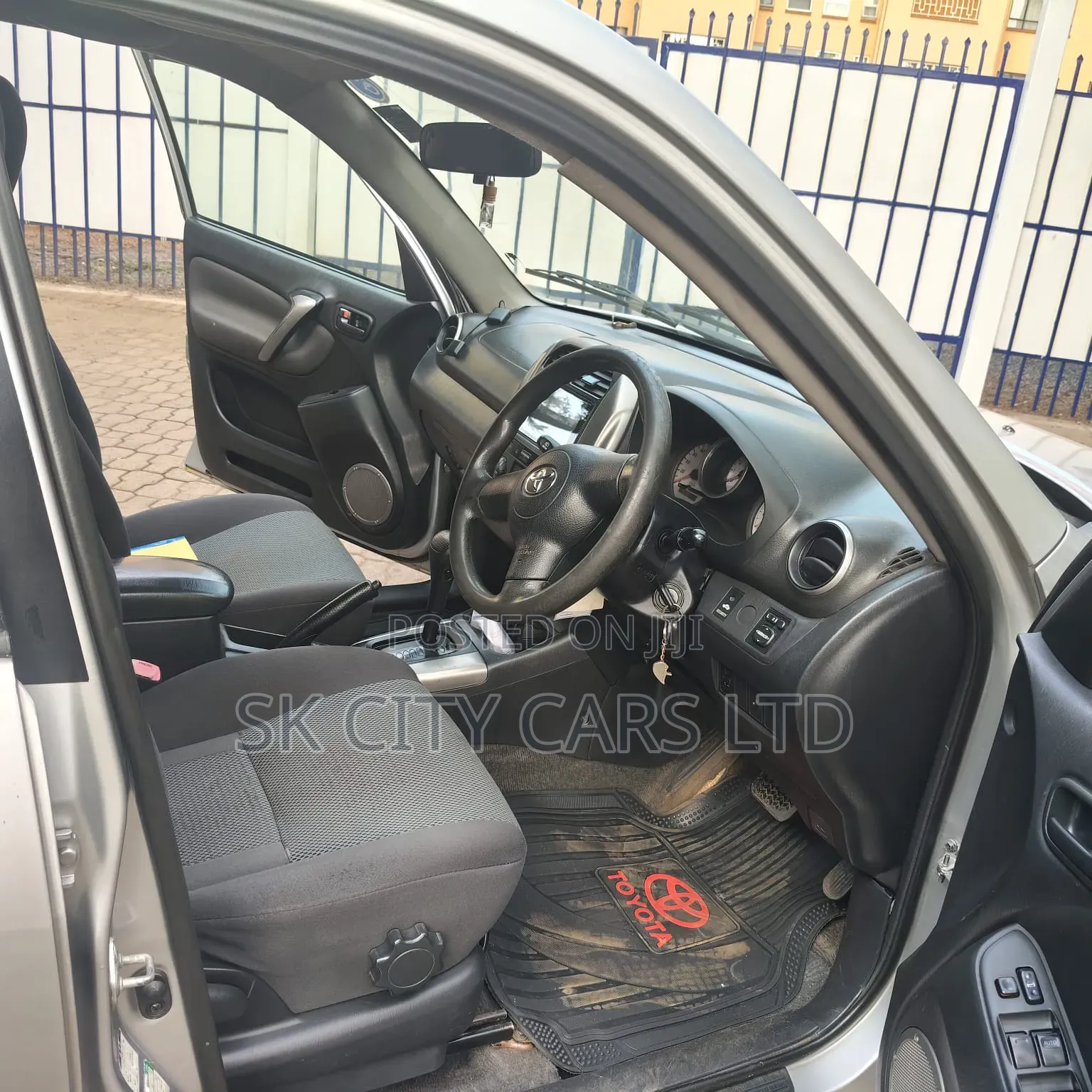 Toyota RAV4 2004 Silver
