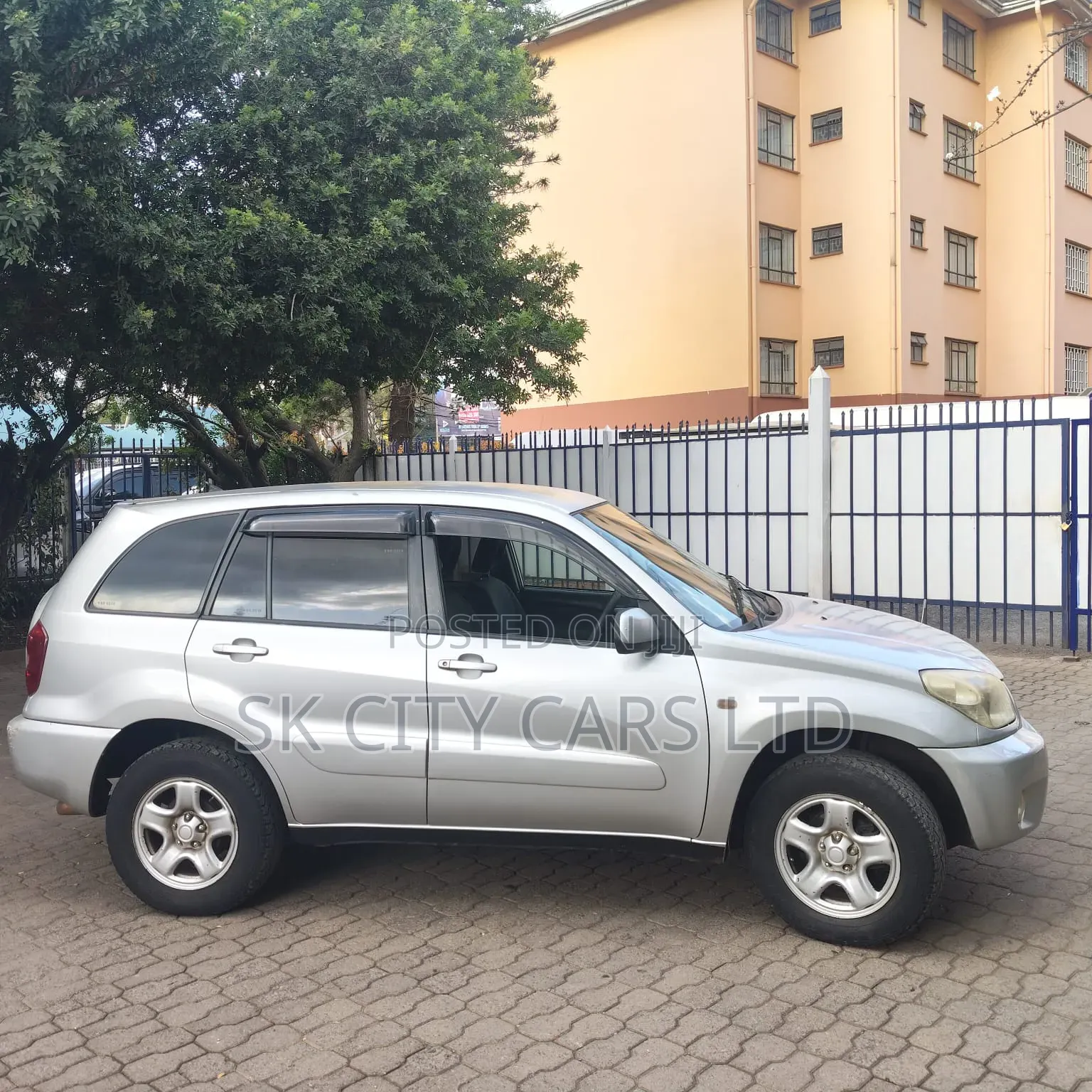 Toyota RAV4 2004 Silver