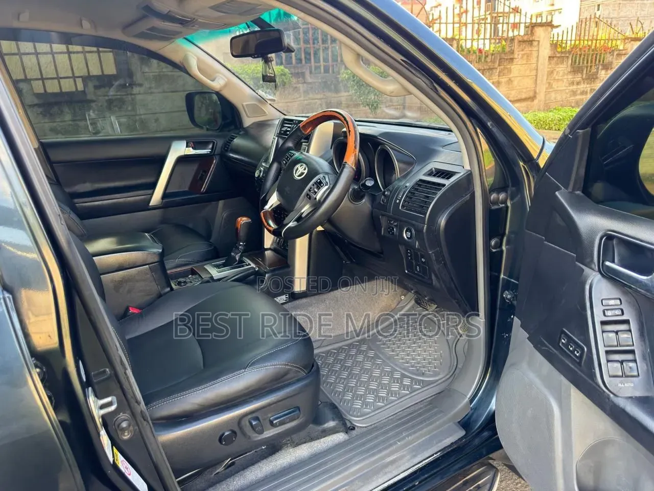 Toyota Land Cruiser Prado 3.0 TD 2010 Gray