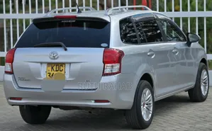 Toyota Corolla Fielder 2014 Silver