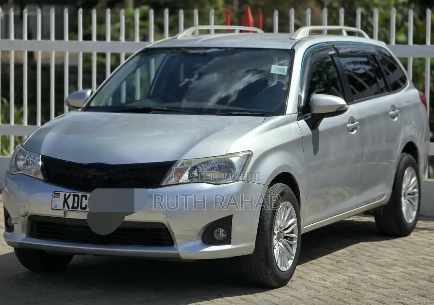 Toyota Corolla Fielder 2014 Silver