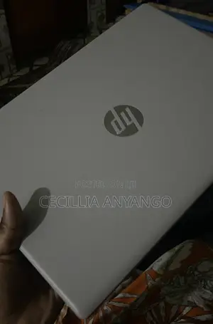 Laptop 4GB Intel SSD 32GB