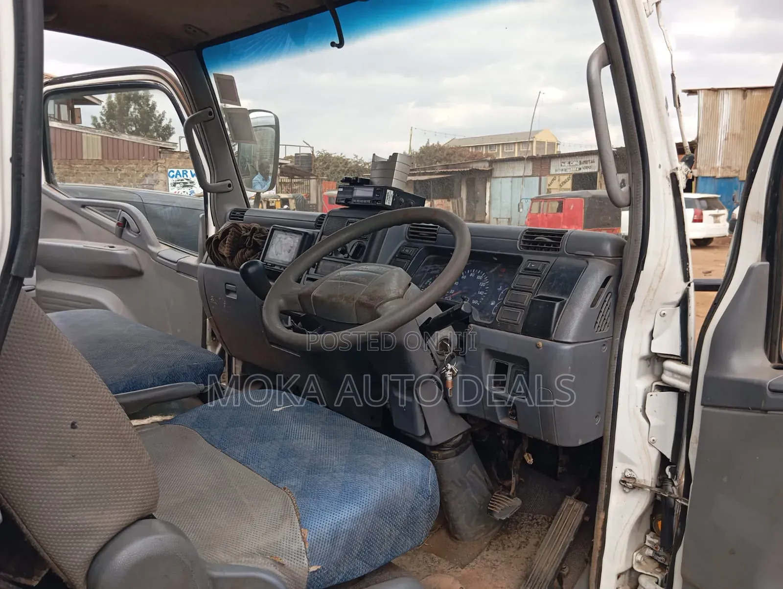 Mitsubishi Canter KBQ