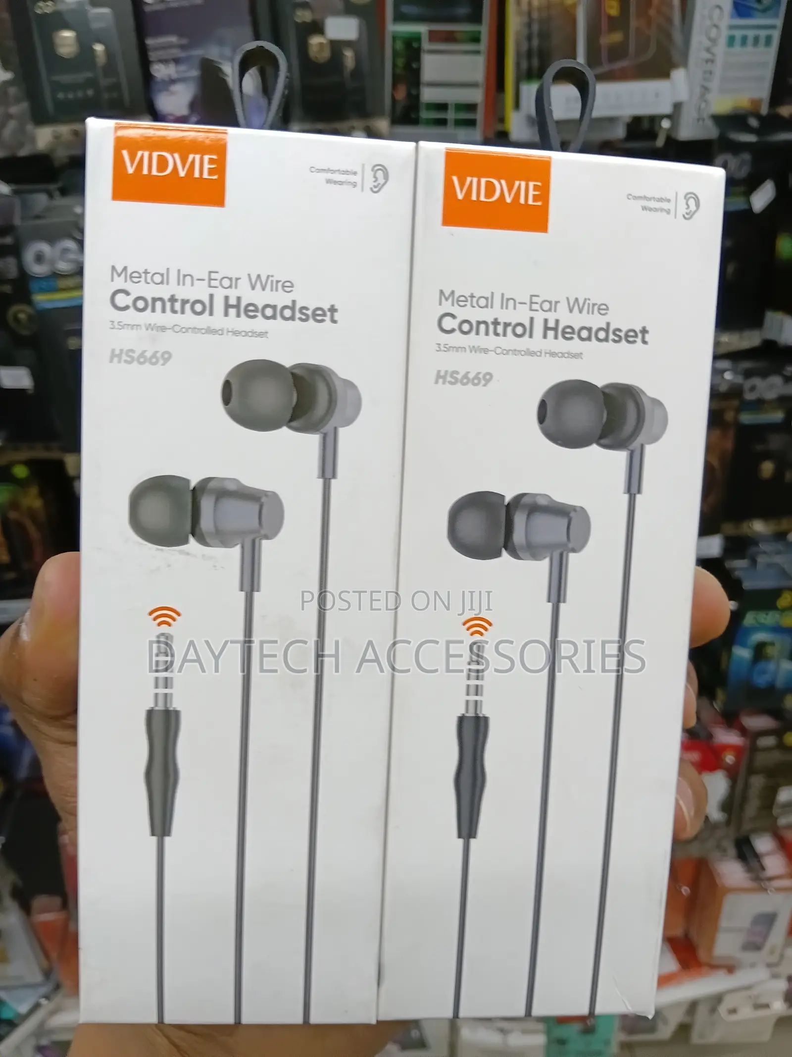 The VIDVIE HS669 Metal in-Ear Wired Headset.