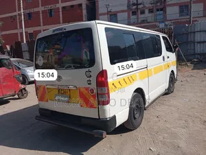 Toyota HiAce 2008 White