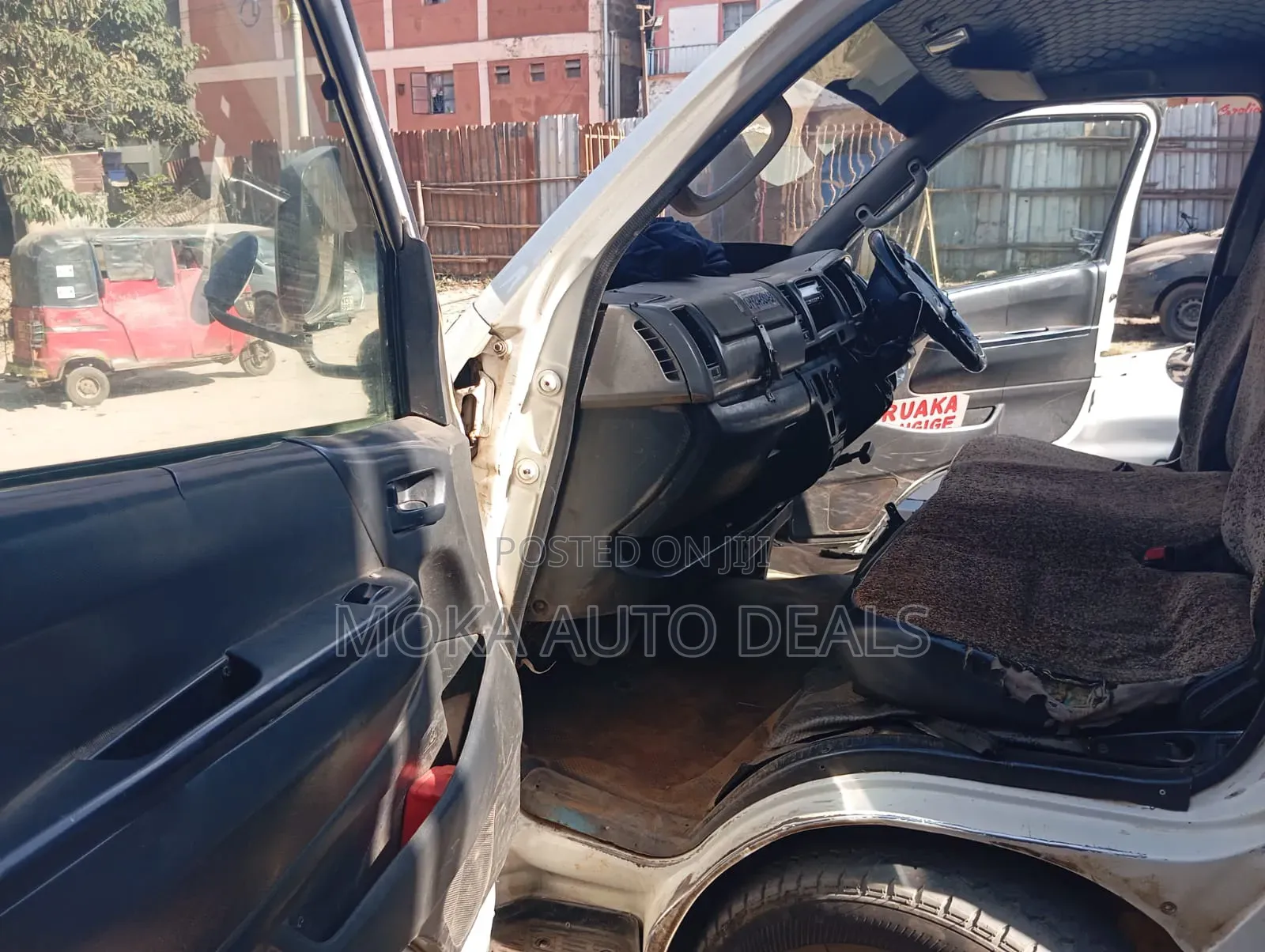 Toyota HiAce 2008 White
